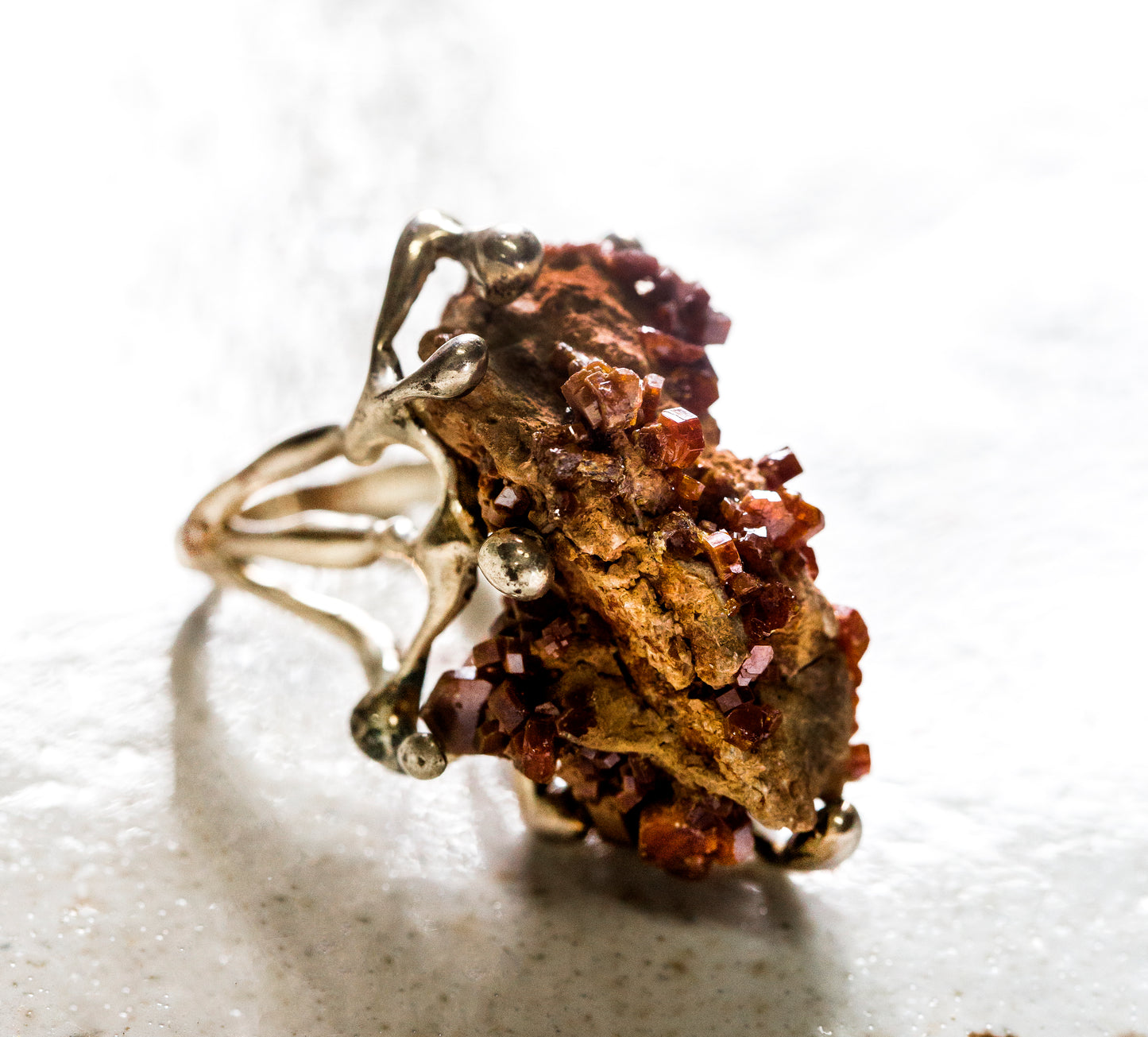Anillo piedra